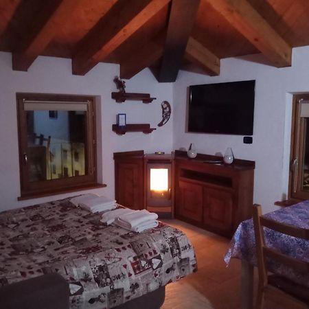 Apartamento Mansarda Monte Bianco La Salle Exterior foto